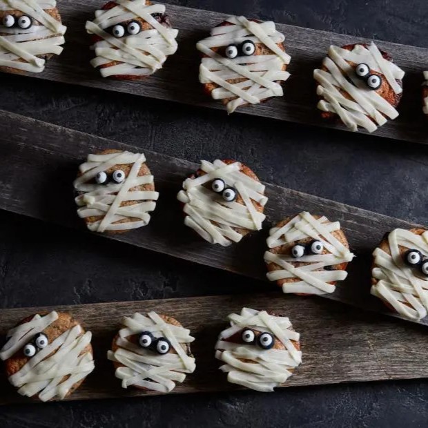 Halloween Blueberry Mummy Muffins